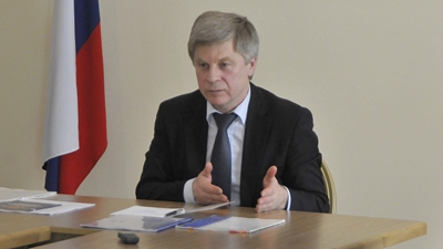 Николай Толстых
