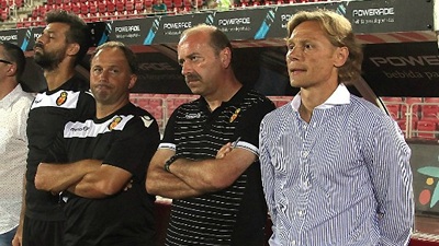 Валерий Карпин