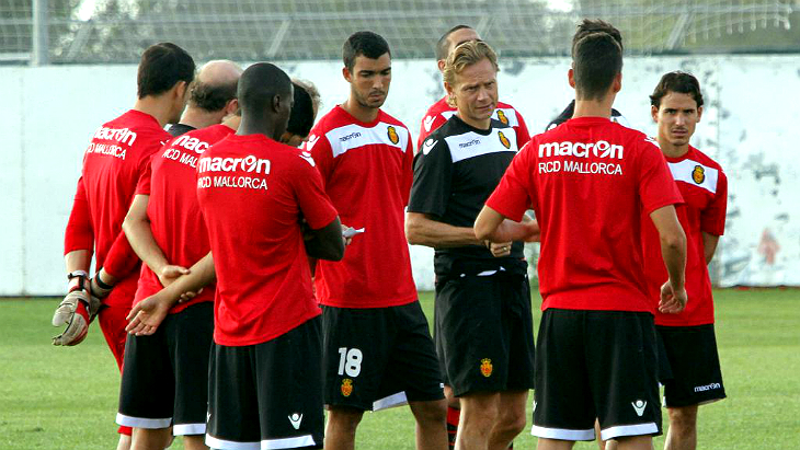 Валерий Карпин и игроки «Мальорки»