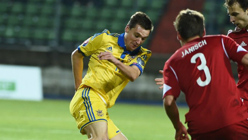 Денис Олейник