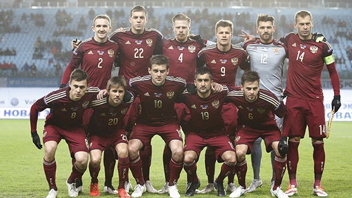 Футболисты сборной России
