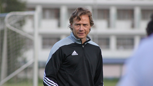 Валерий Карпин