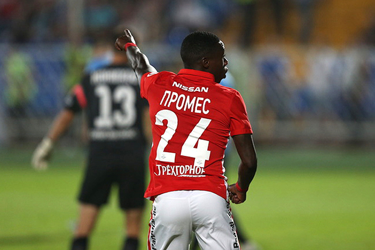 Квинси Промес, автор двух мячей в Самаре