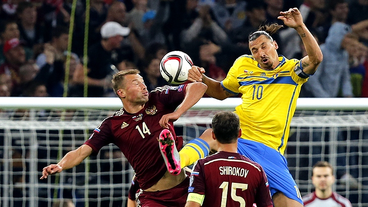 Защитник сборной России остановили справились со Златаном Ибрагимовичем 