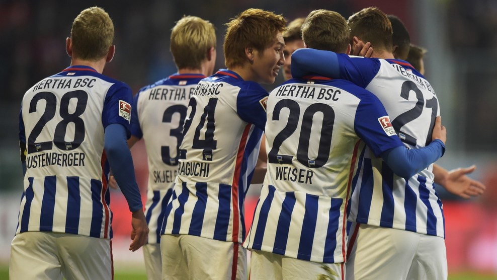 «Старая Дама» добыла гостевую победу