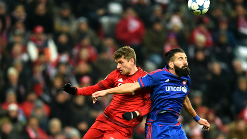 фрагмент матча «Бавария» — «Олимпиакос»