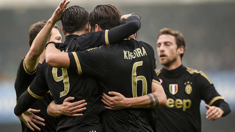 «Бьянконери» выиграли 12-й матч кряду в чемпионате