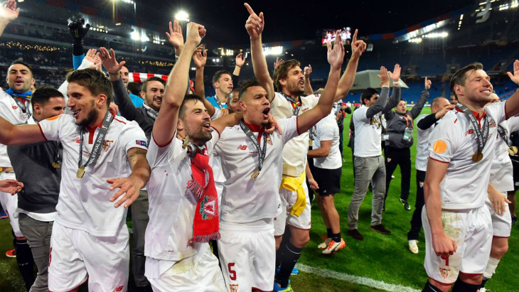 «Севилья» празднует