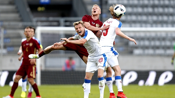 Россияне уступили чехам за десять дней до первой игры на Евро-2016 Россияне уступили чехам за десять дней до первой игры на Евро-2016