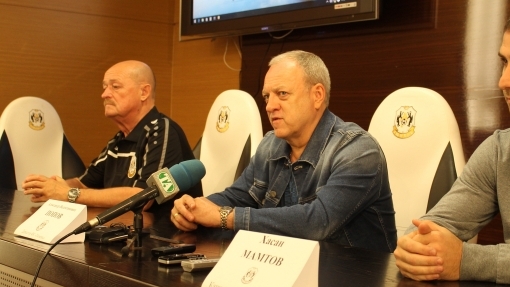 Александр Попов