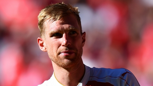 Пер Мертезакер