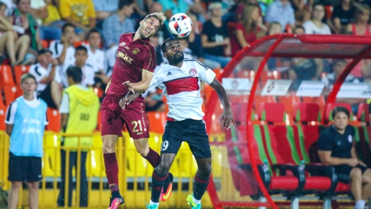 Брайан Идову и Рубен Рочина