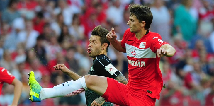 Илья Кутепов полностью закрыл Федора Смолова 