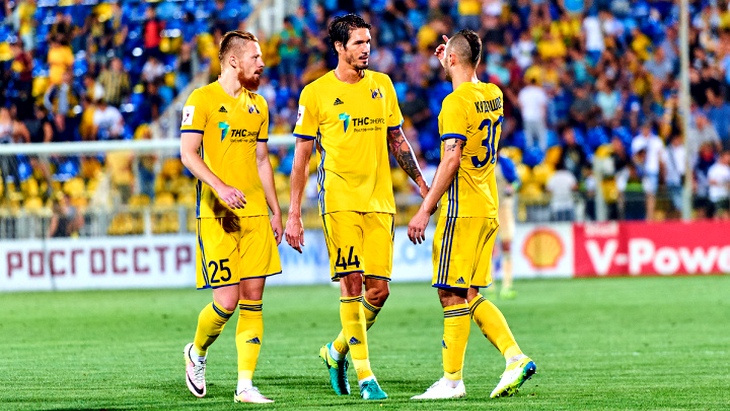 Иван Новосельцев, Сесар Навас и Федор Кудряшов легко справились с нападением «Аякса» 