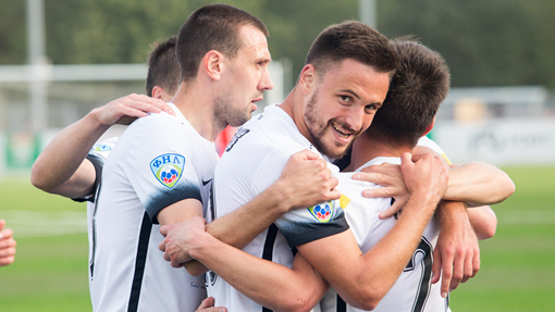 Футболисты «Тосно»