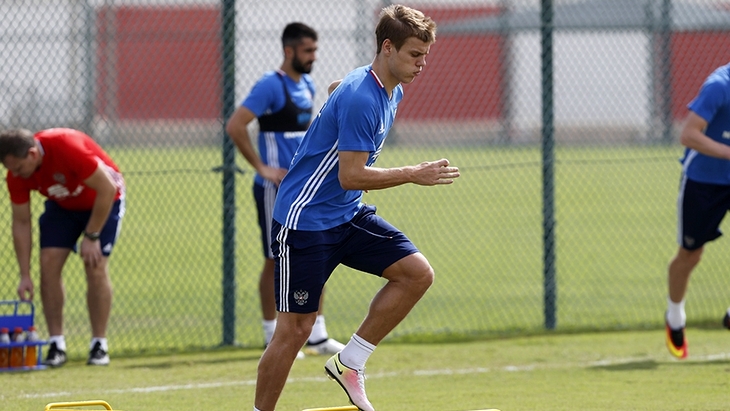 Александр Кокорин снова в сборной России Александр Кокорин снова в сборной России