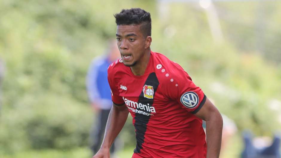 Бенджамин Хенрикс