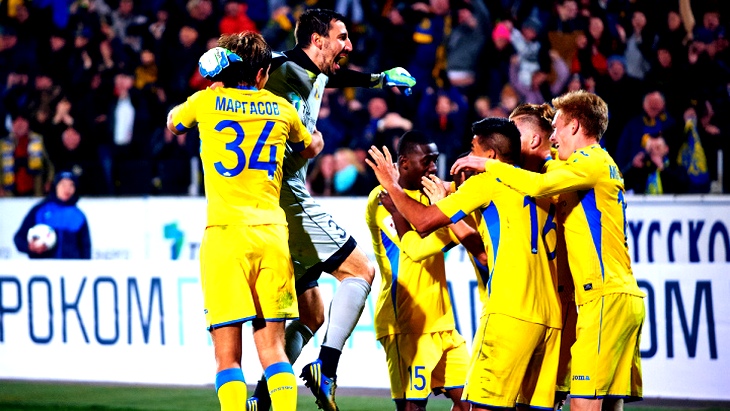 «Ростов» стал главной сенсацией российского футбола в 2016 году «Ростов» стал главной сенсацией российского футбола в 2016 году