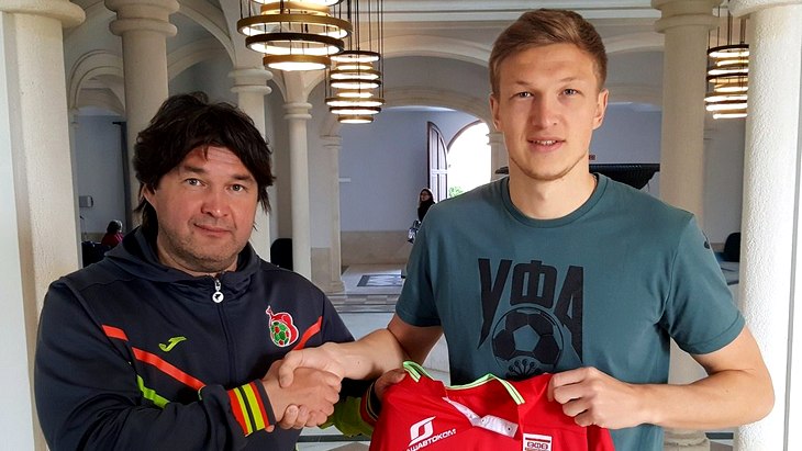 Александр Пуцко с генеральным директором «Уфы» Шамилем Газизовым