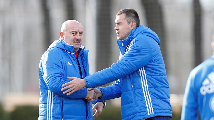 Станислав Черчесов и Артем Дзюба