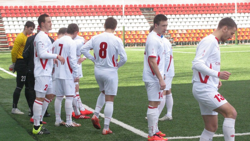 Футболисты «Соляриса»