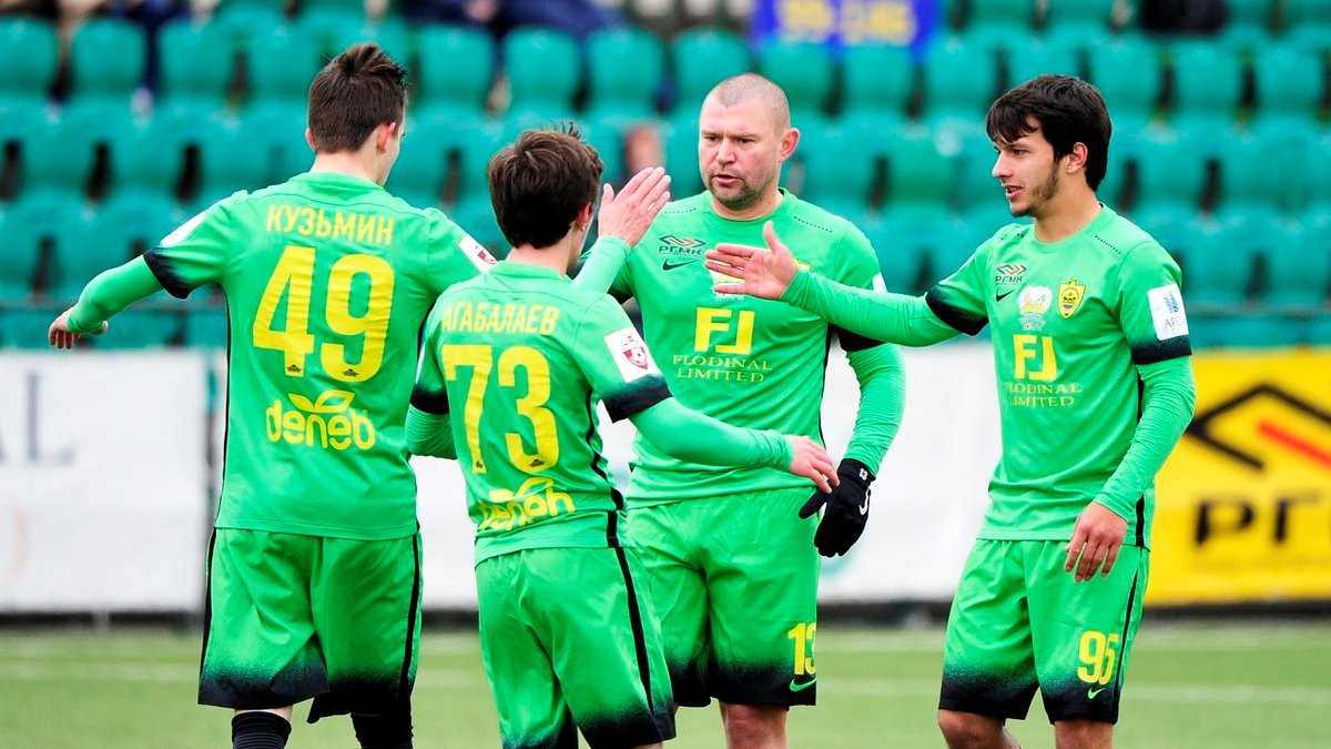 Футболисты «Анжи»