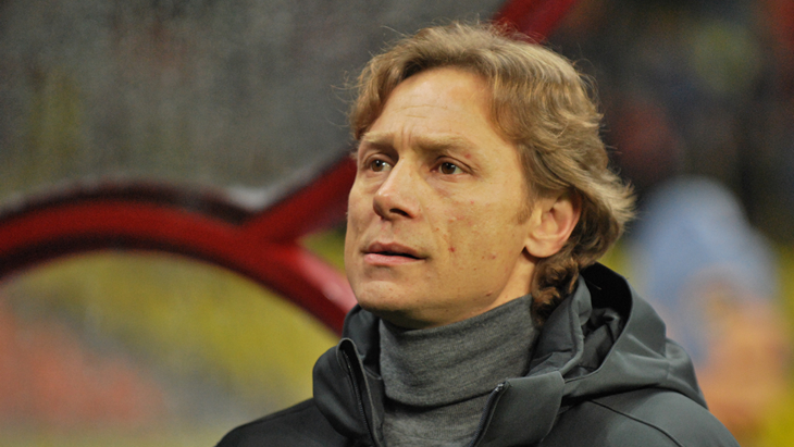 Валерий Карпин