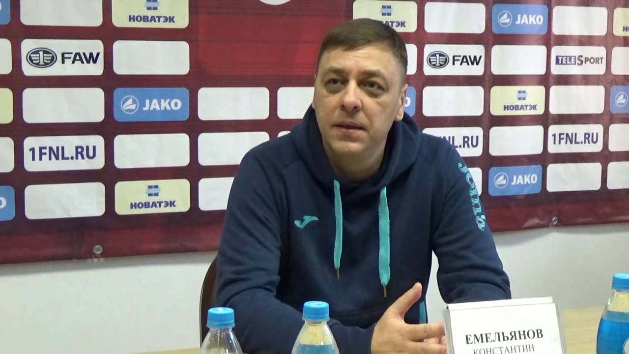 Константин Емельянов