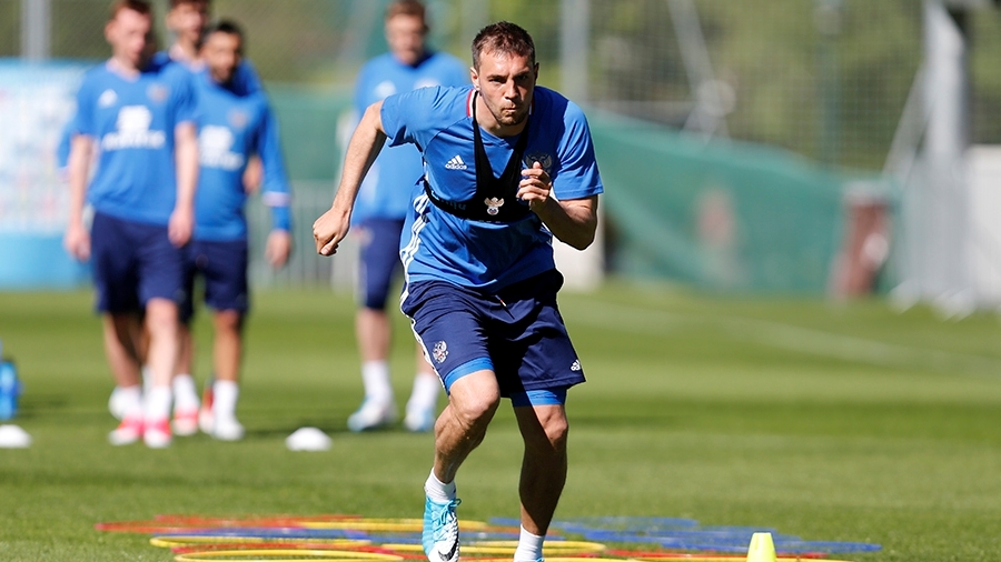 Артем Дзюба