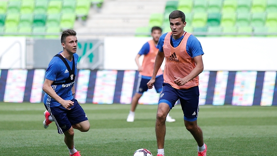 Роман Зобнин