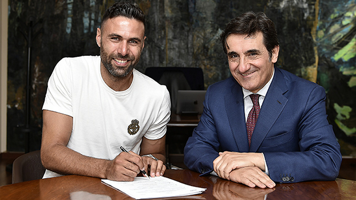 Сальваторе Сиригу подписал контракт
