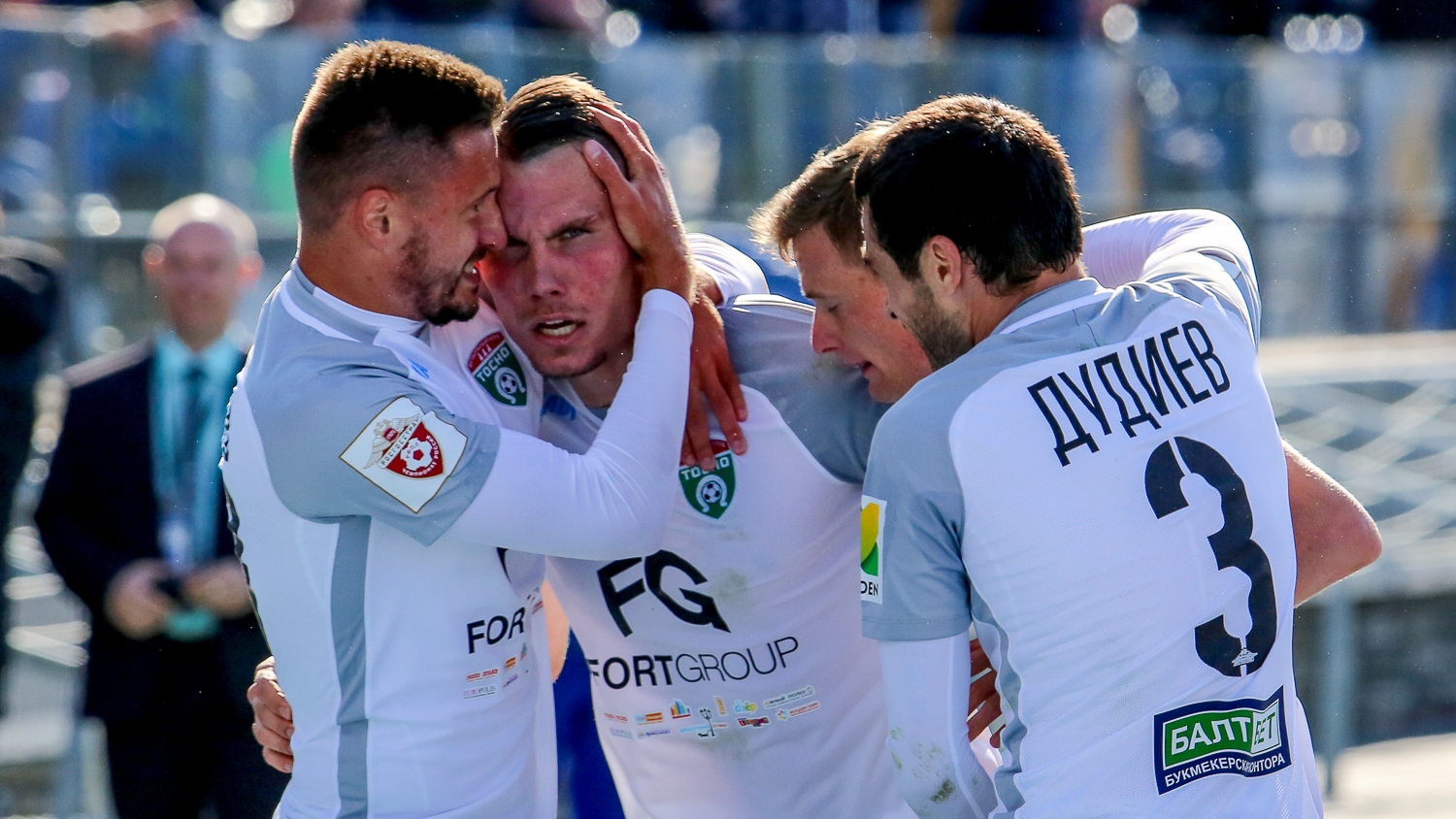 Футболисты «Тосно»