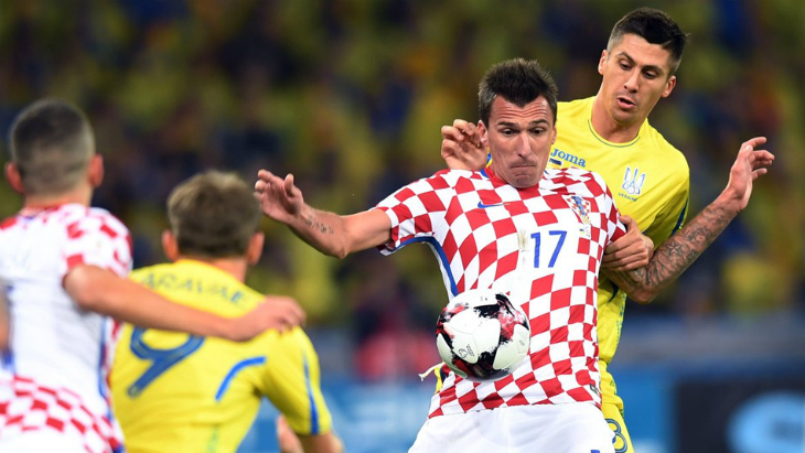 Фрагмент матча Хорватия — Украина