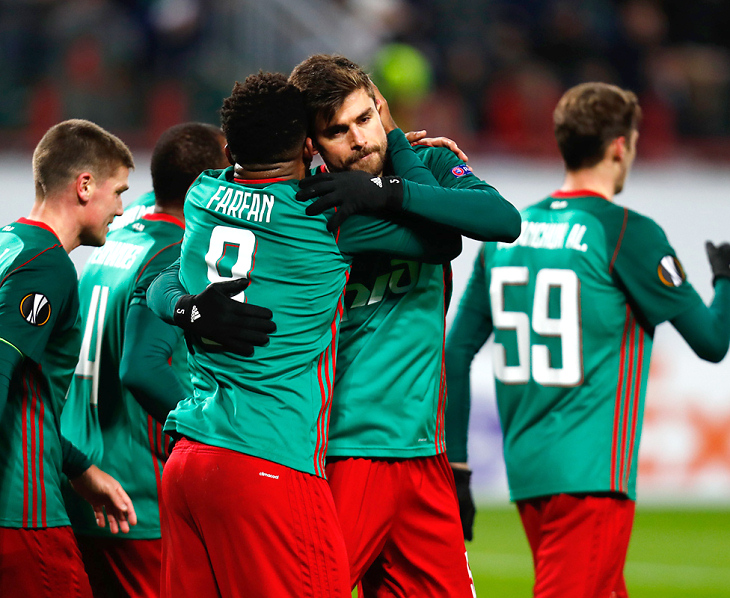 Гол Фарфана не спас «Локомотив»