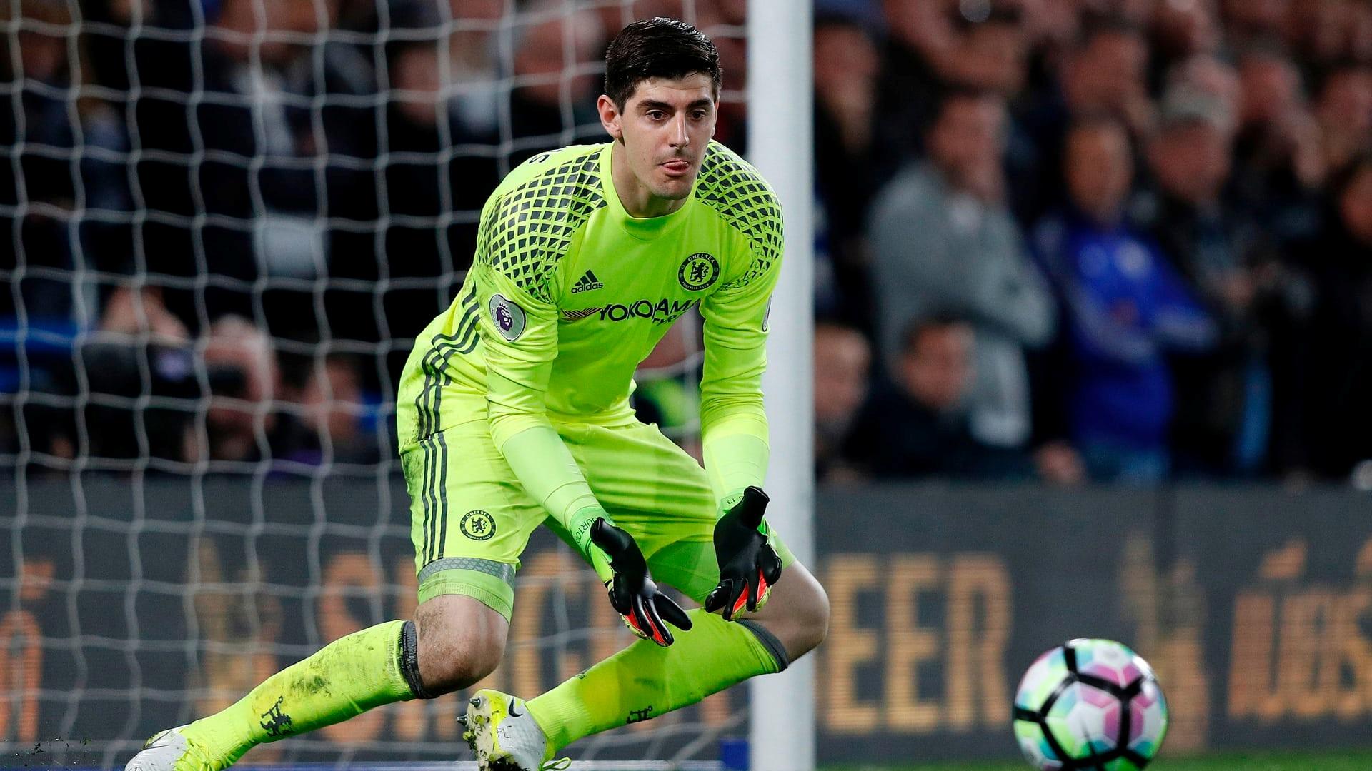 Тибо Куртуа