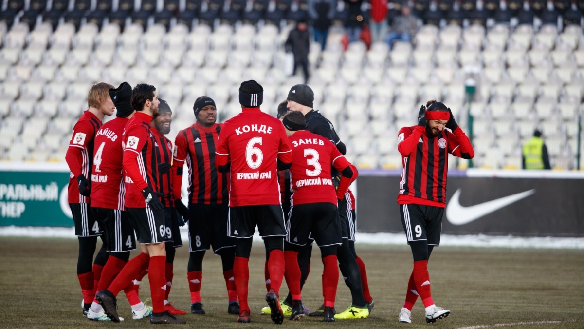 Футболисты «Амкара»