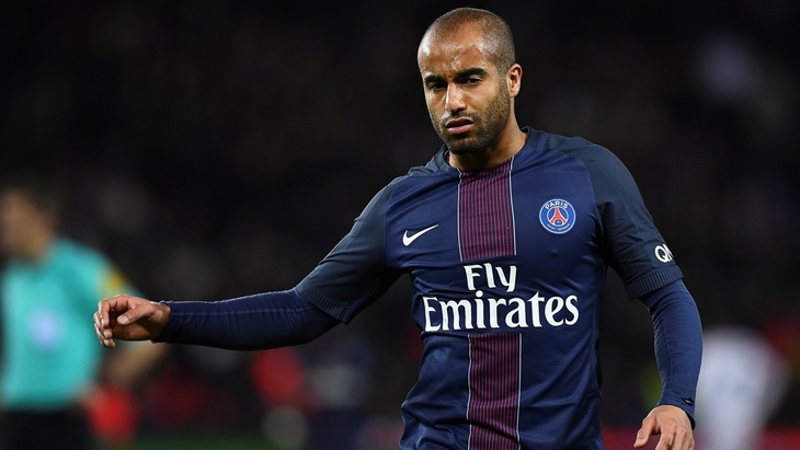 Лукас Моура