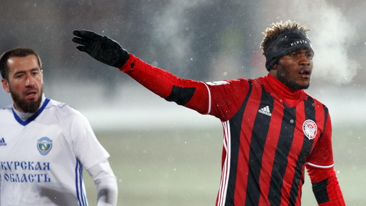 Аарон Оланаре