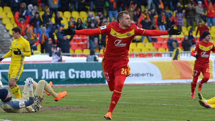 Артем Дзюба