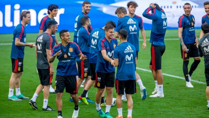 Сборная Испании Сборная Испании