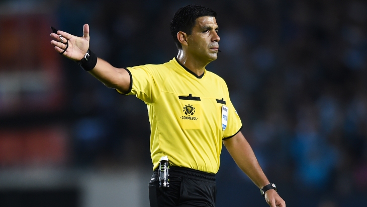 Энрике Касерес