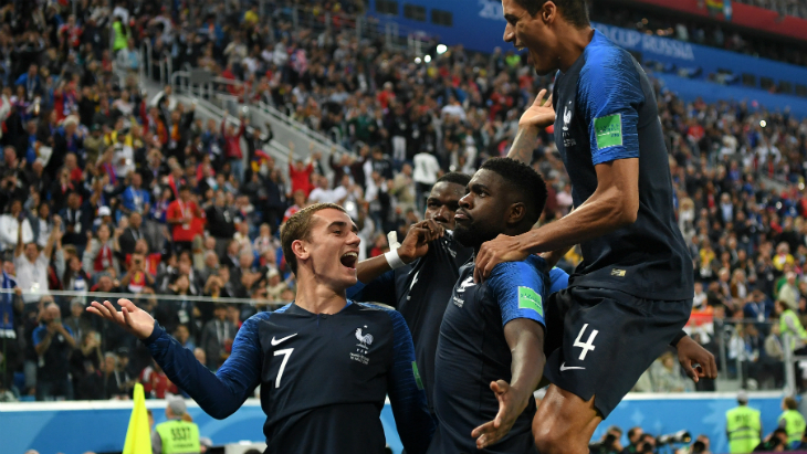 Сборная Франции ликует