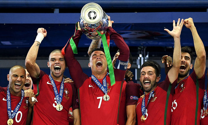 Сборная Португалии выиграла Евро-2016