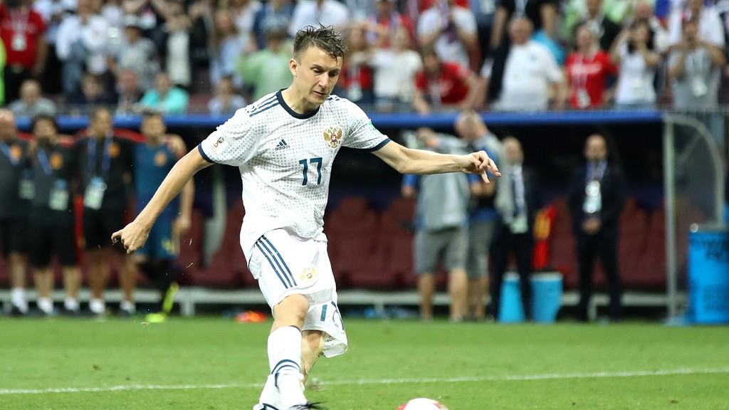 Александр Головин