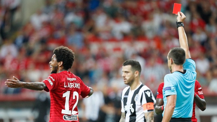 Удаление Луиса Адриано