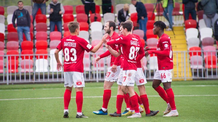 Игроки «Спартака-2»