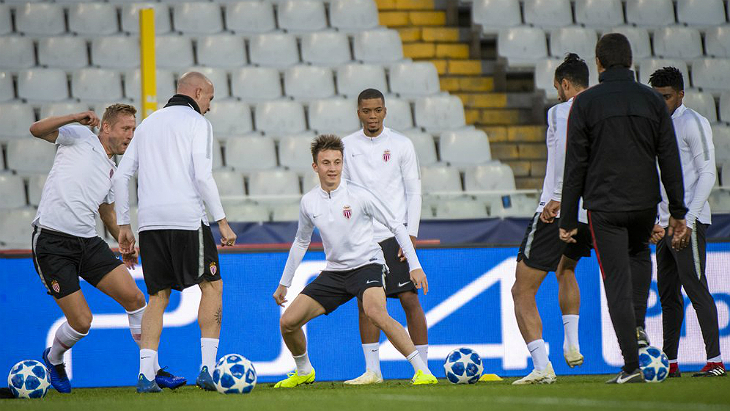 Александр Головин