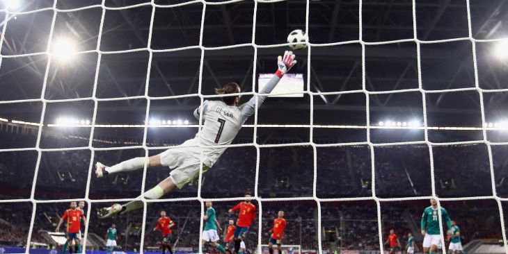 Сэйвы де Хеа порой выглядят невероятно