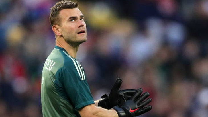 Игорь Акинфеев