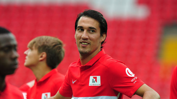 Ивелин Попов